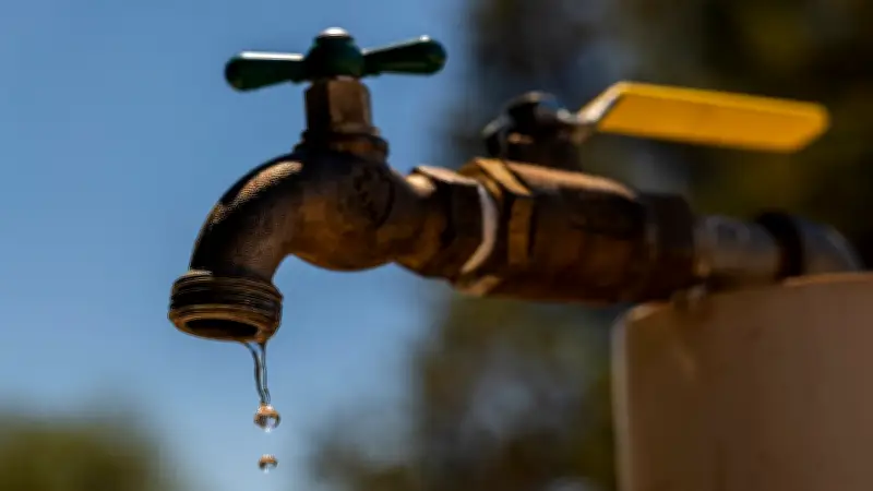 Día Mundial del Agua 2026: Brechas de Género y Acceso Hídrico Dominan el Debate Global