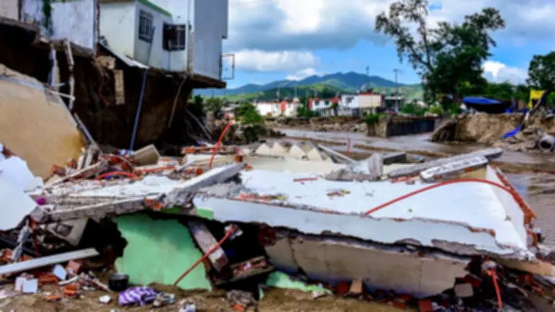 Damnificados de Acapulco denuncian trato desigual en apoyos federales tras huracán John