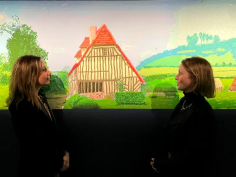 David Hockney inaugura en Londres su exposición 'Un año en Normandía' con mural digital