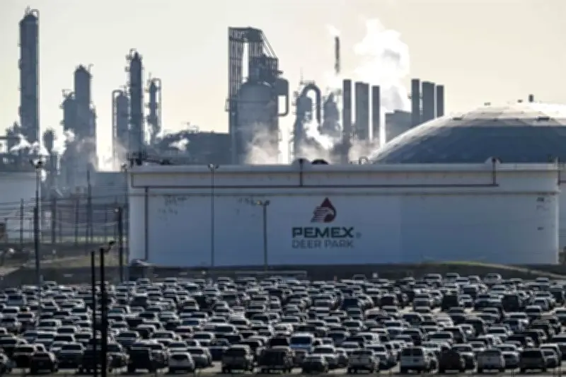 Deer Park en mantenimiento, afirma Sheinbaum; refinería opera con normalidad