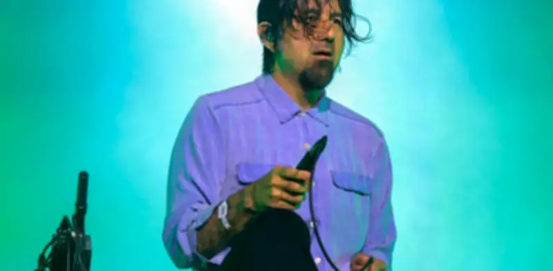 Deftones: El Culto a Chino Moreno y su Épico Regreso al Palacio de los Deportes