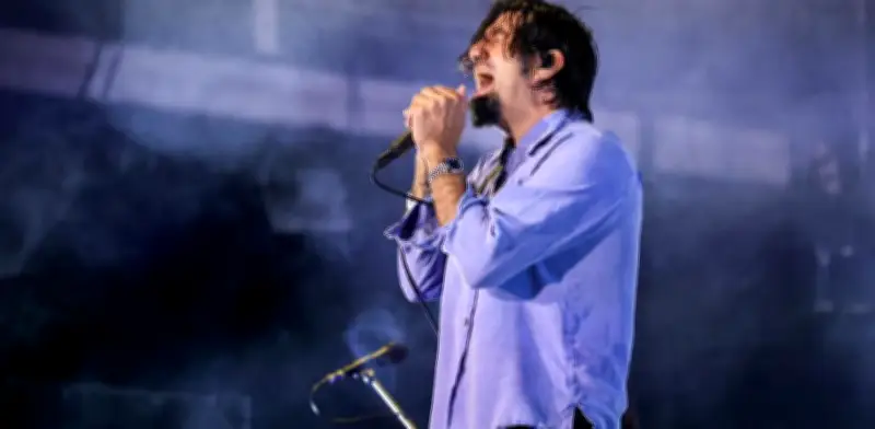 Deftones y Pumas UNAM sellan histórica colaboración con colección exclusiva