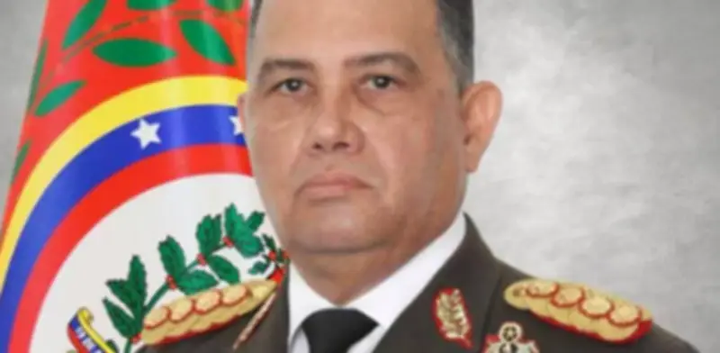 Delcy Rodríguez destituye a ministro de Defensa venezolano Vladimir Padrino López