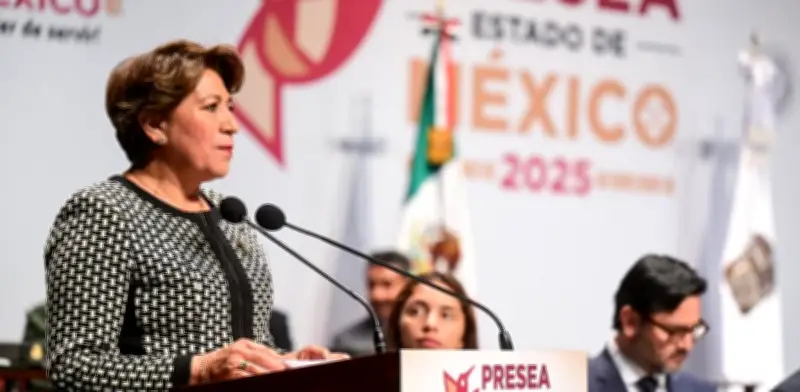 Delfina Gómez rinde homenaje a Fuerzas Armadas en ceremonia de Presea Edomex 2025