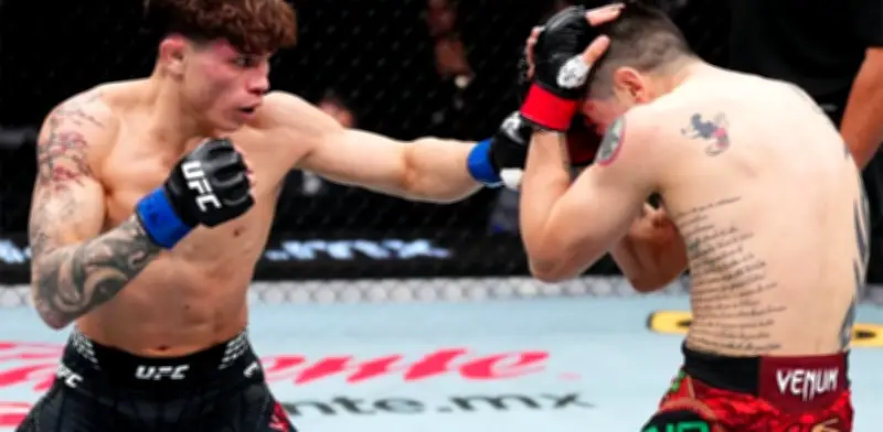 Derrota unánime de Brandon Moreno ante Kavanagh en UFC México