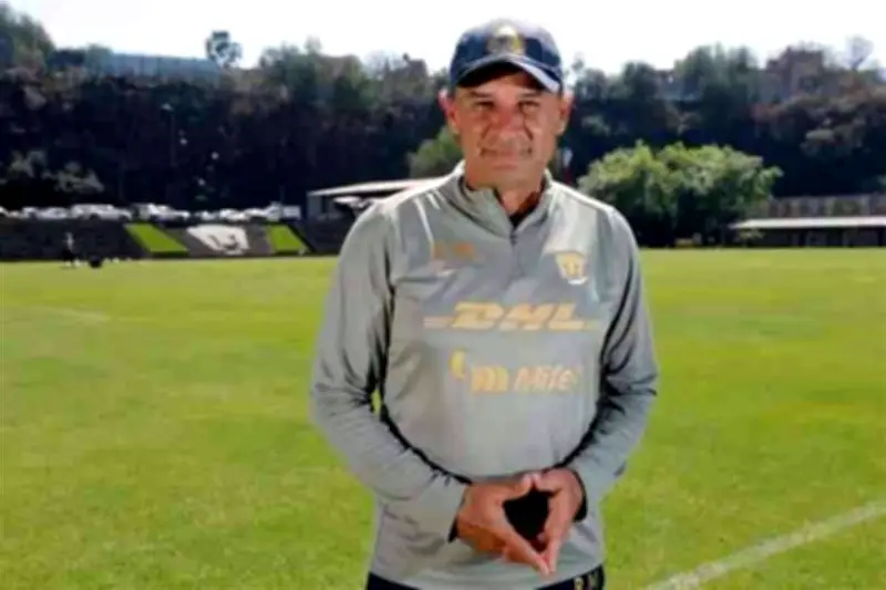 Desea Medina que Pumas Femenil aspire a grandes cosas en la Liga MX Femenil