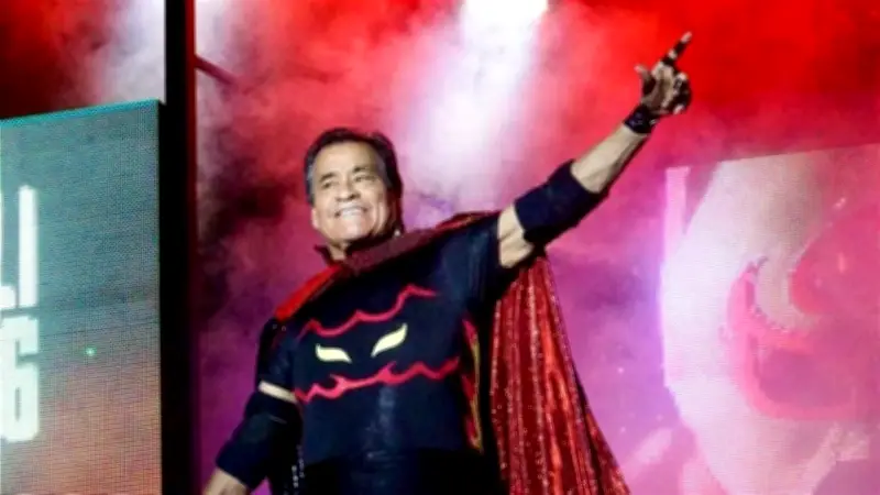 Despiden a 'Satánico' con un funeral infernal en la Ciudad de México