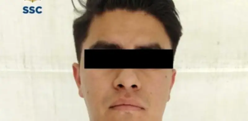 Detienen a 17 revendedores, incluidos menores, afuera del Estadio Azteca