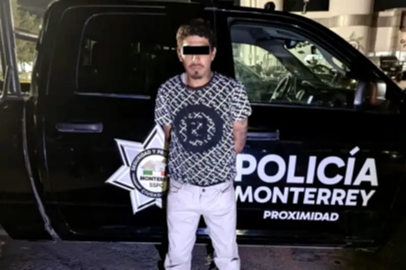 Detienen a hombre por agredir físicamente a su madre en incidente familiar