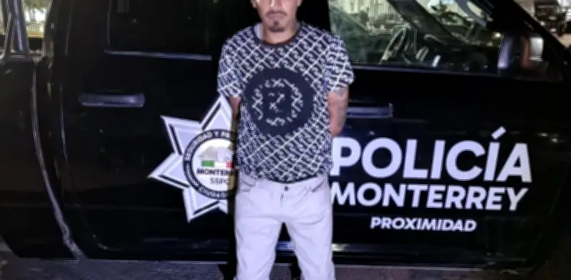 Detienen a joven en Monterrey por agredir a su madre tras regaño por consumo de drogas