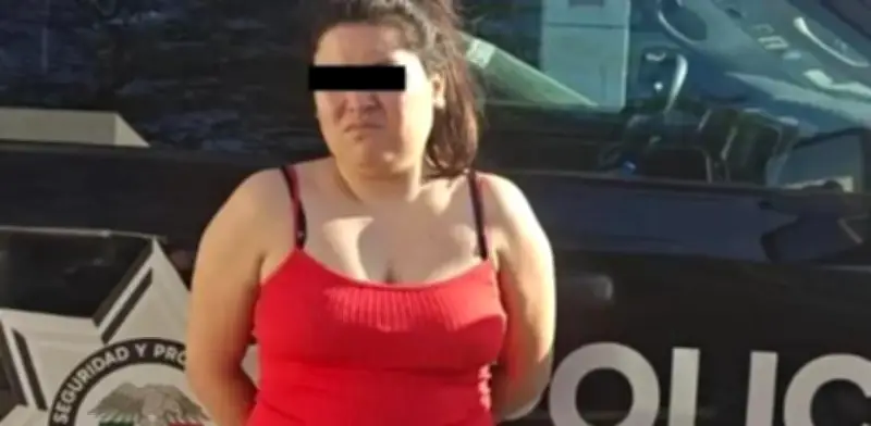 Detienen a mujer de 27 años por agredir a su novio tras discusión en Monterrey