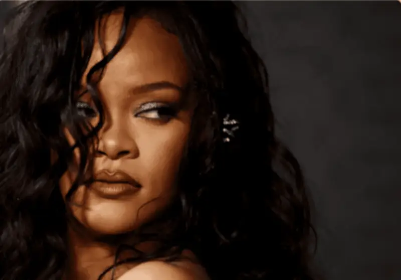Detienen a mujer por tiroteo en mansión de Rihanna en Beverly Hills; la cantante está a salvo