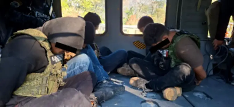 Detienen a presuntos integrantes del CJNG y Cártel de Sinaloa en Chiapas tras amenazas y quema de vehículos