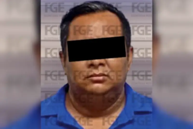 Detienen a profesor por presuntamente drogar a alumnas de secundaria en Quintana Roo