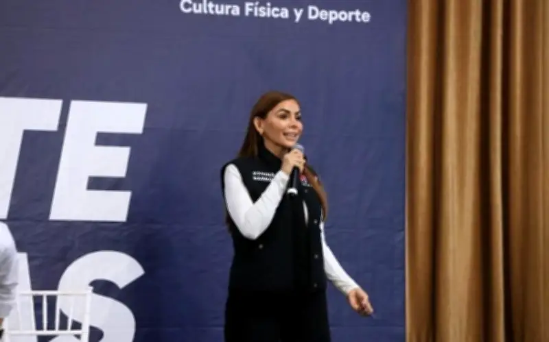 Detienen a Secretaria de Desarrollo Humano en Monterrey por cohecho y falsificación