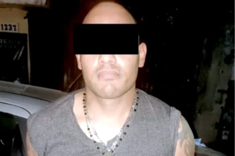 Detienen a sujeto armado en Guadalupe, Nuevo León; aseguran arma de fuego