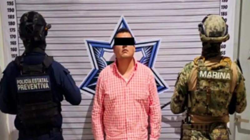 Detienen al 'Charro', presunto extorsionador del cártel en Mercado Morelos de Puebla