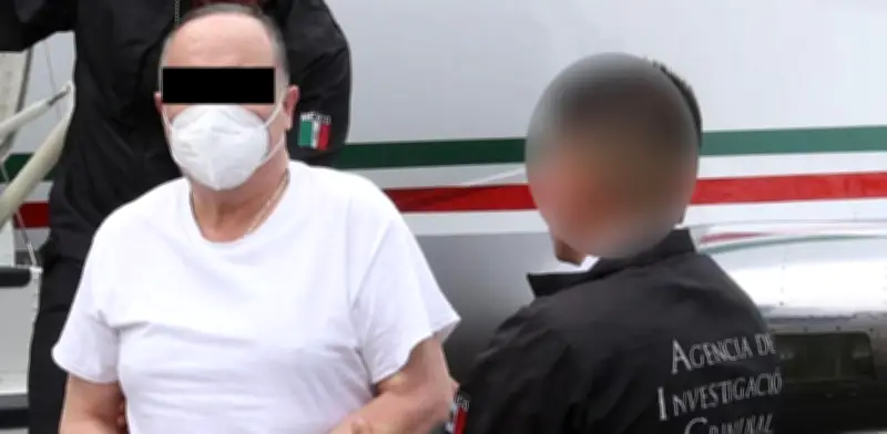 Detienen en El Paso a esposa del exgobernador César Duarte por ICE