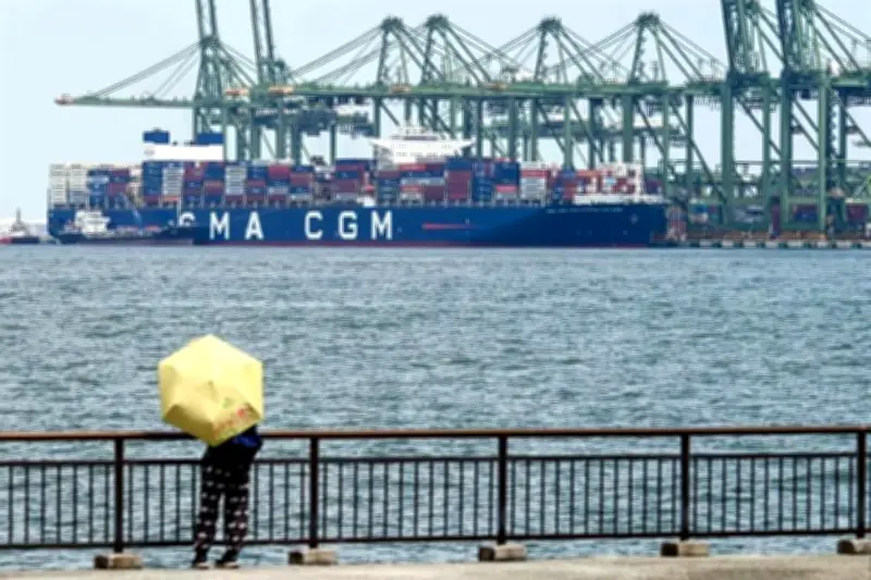 Déficit comercial de Estados Unidos se contrae en enero, México mantiene superávit