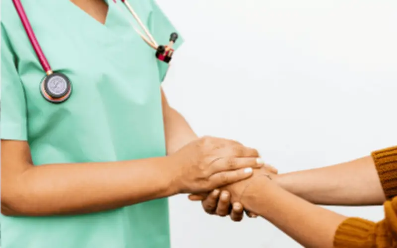 Diferencias cruciales: Cuidados paliativos, eutanasia y suicidio asistido tras caso de Noelia