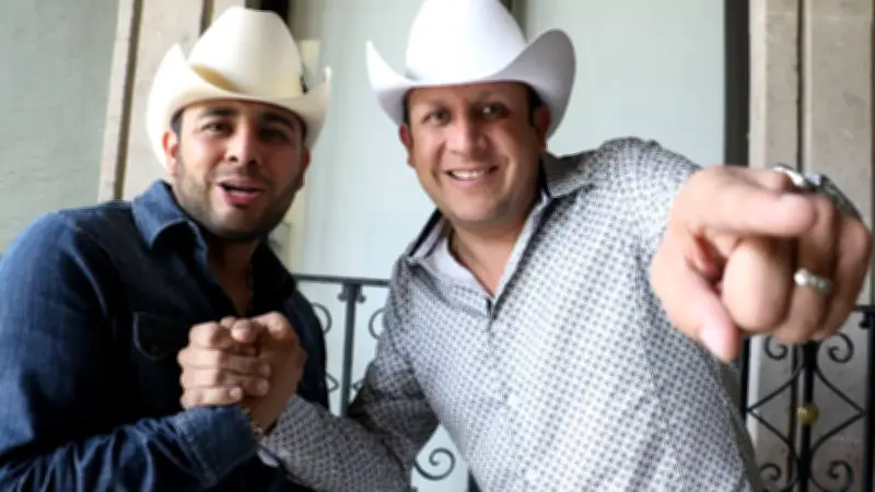 Dinastía Elizalde anuncia gira para revivir legado de Valentín Elizalde a 20 años de su partida