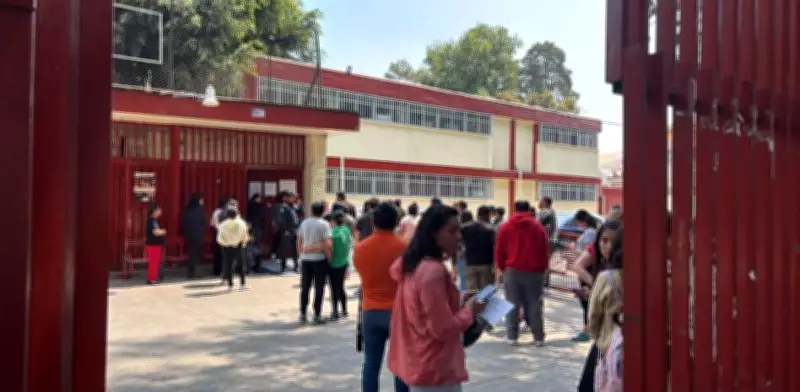 Diputada propone sancionar a adultos que permitan acceso de armas a menores