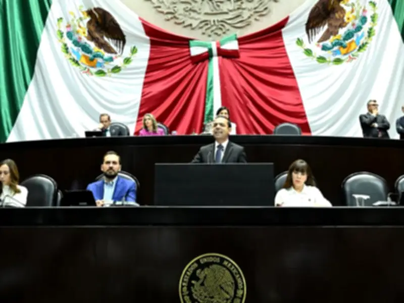 Diputado del PAN exige a Sheinbaum romper el narcopacto para salvar la democracia