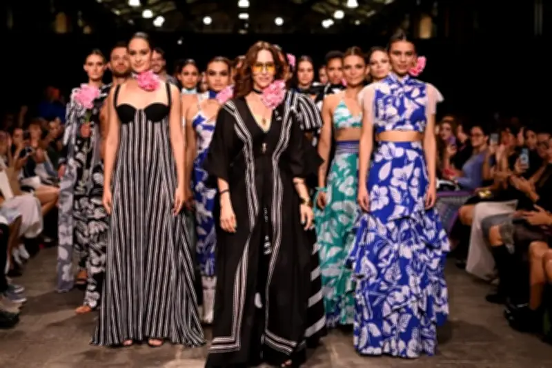 Diseñadora Mexicana Regina Dondé Brilla en Costa Rica Fashion Week