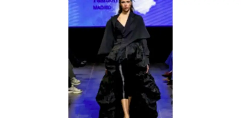 Diseñadoras mexicanas brillan en la Mercedes-Benz Fashion Week Madrid con 'El Renacer'