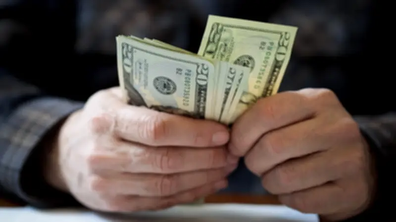 Dólar se cotiza en 17.67 pesos este 6 de marzo de 2026 según el Banco de México