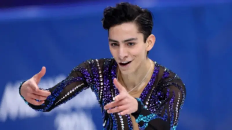 Donovan Carrillo avanza a la final mundial de patinaje artístico en Praga 2026