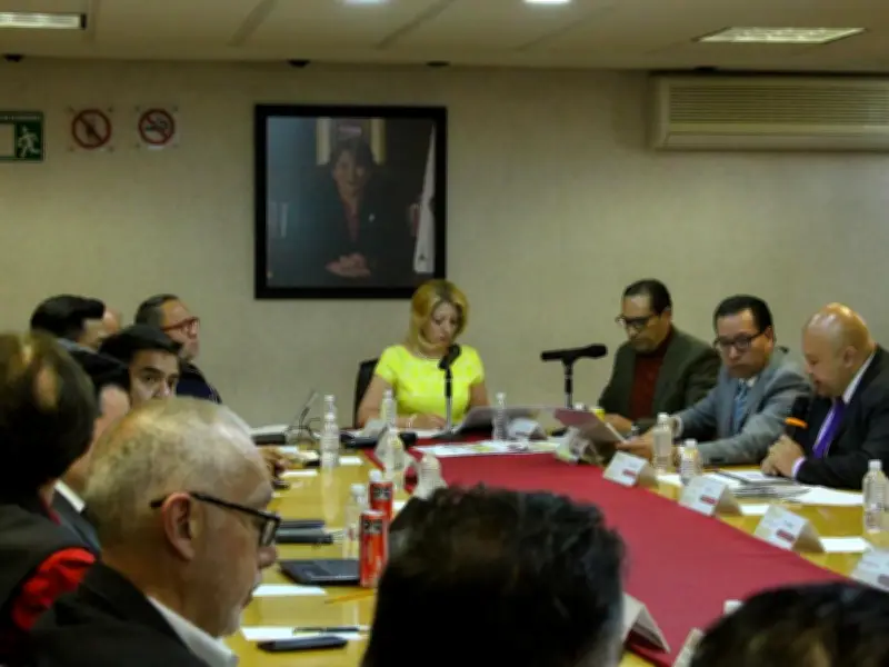 EdoMéx reporta avances en salud: 46 mil mastografías y récord en vacunación