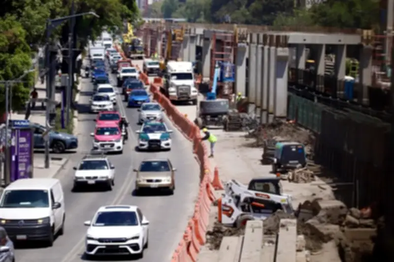 El Acceso al Estadio Azteca: Un Recorrido Plagado de Obstáculos y Desafíos