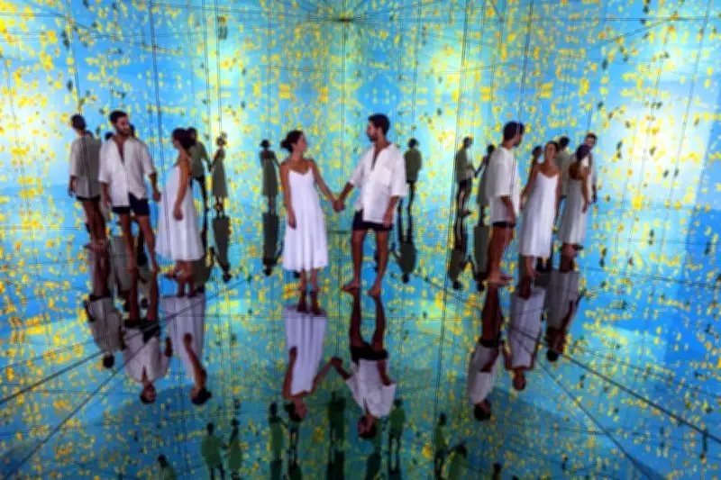 El arte de mirarse: una exposición que explora la identidad y la autoimagen