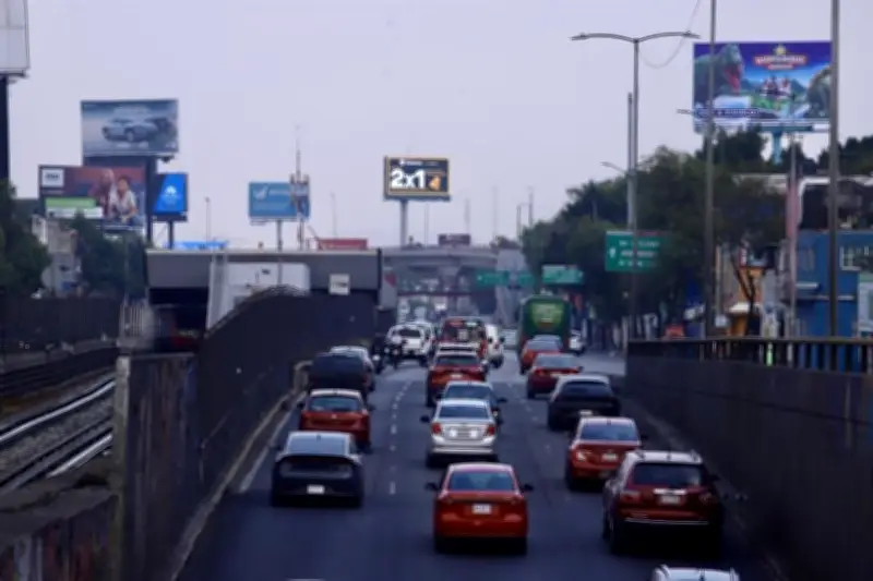 El Costo Oculto del Tráfico en la Ciudad de México: Un Drenaje Económico Minuto a Minuto