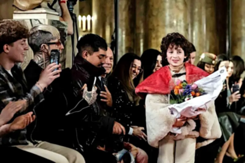 El Niño Prodigio de la Moda Mexicana: Un Talento Joven que Revoluciona el Diseño