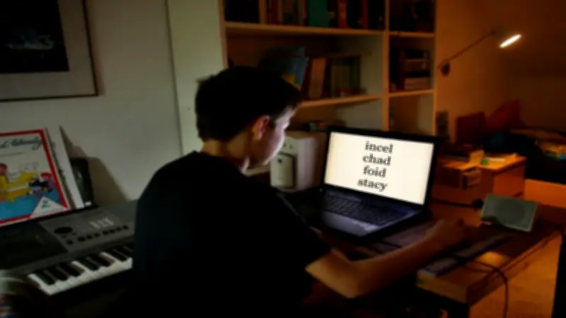 El oscuro léxico incel tras el ataque en Michoacán: de 'Chads' a 'Blackpill'