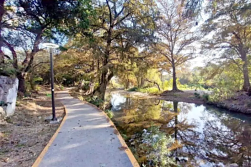 El Parque Río La Silla: Un proyecto de regeneración urbana con luces y sombras en Monterrey