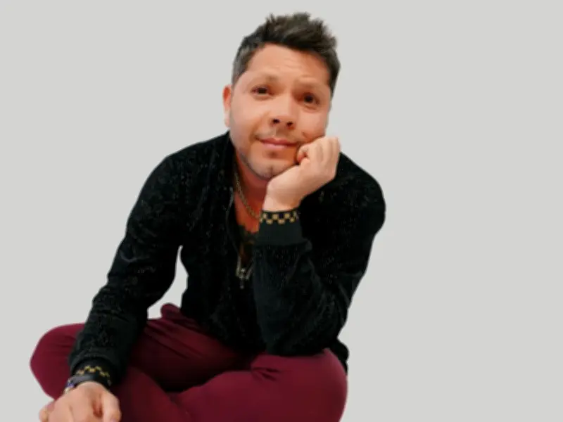 El proceso creativo detrás de las parodias musicales de Mayiyi: del gesto a la edición