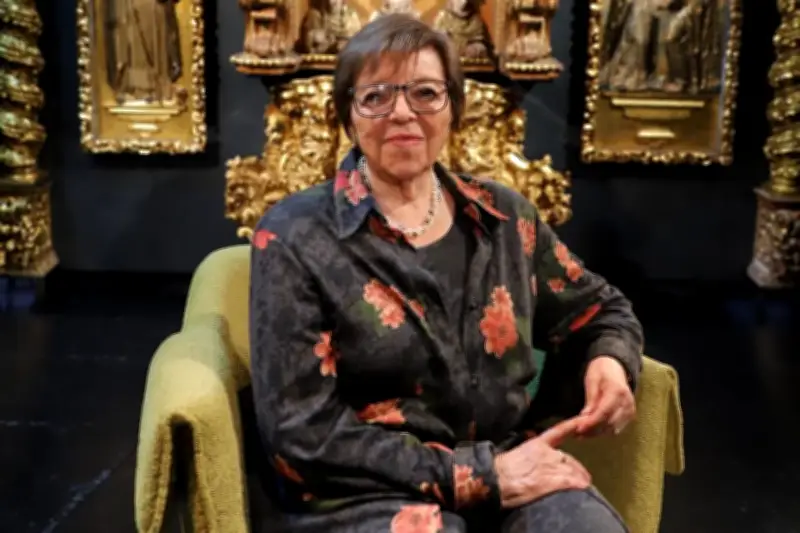 Elsa Cross: Homenaje al Magisterio Poético que Transforma la Literatura Mexicana