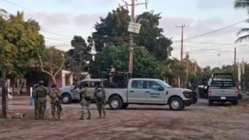 Emboscada a marinos en Navolato, Sinaloa, deja un agresor muerto tras enfrentamiento