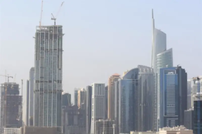 Emiratos Árabes Unidos cierra su embajada en Irán tras ataques y tensiones regionales