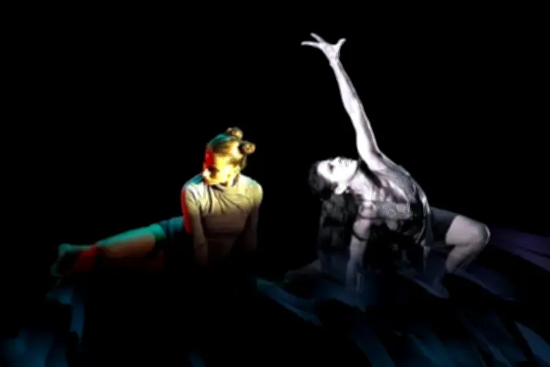 Entre Luz y Sombra: Últimas Funciones en el Cenart Marcan Fin de Época