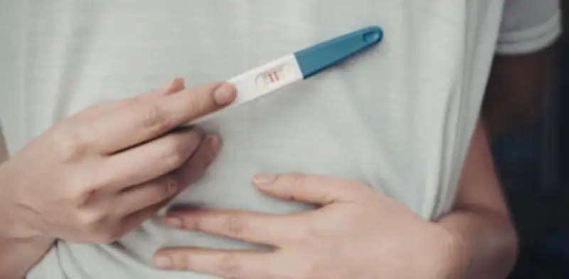 Epilepsia y embarazo: expertos despejan dudas sobre riesgos y cuidados esenciales