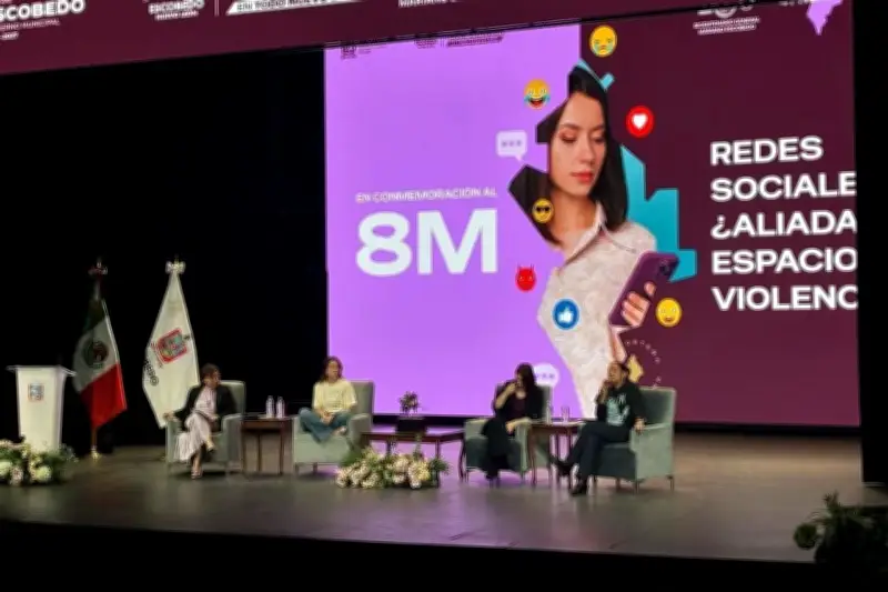 Escobedo organiza foro para combatir la violencia digital contra las mujeres