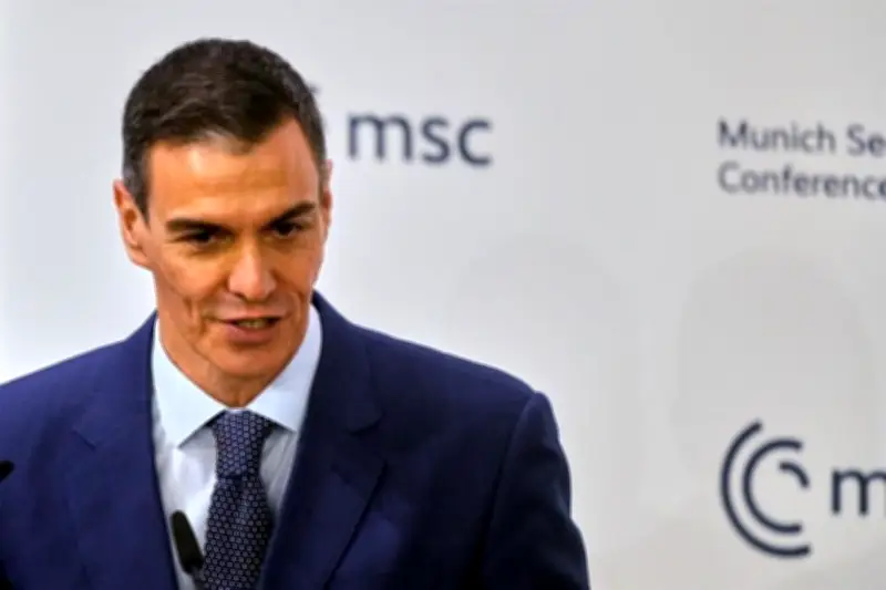 España insta a Trump a respetar acuerdos con la Unión Europea en materia comercial