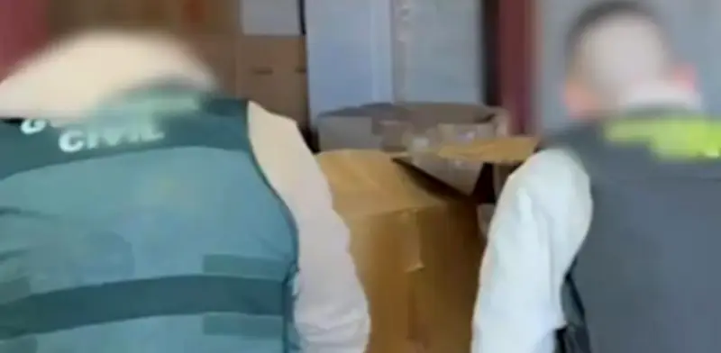 España intercepta 22 mil dosis de metanfetamina enviadas desde México y EU