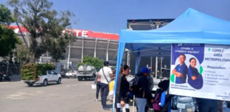 Estadio Azteca acelera limpieza con contratación masiva para reinauguración
