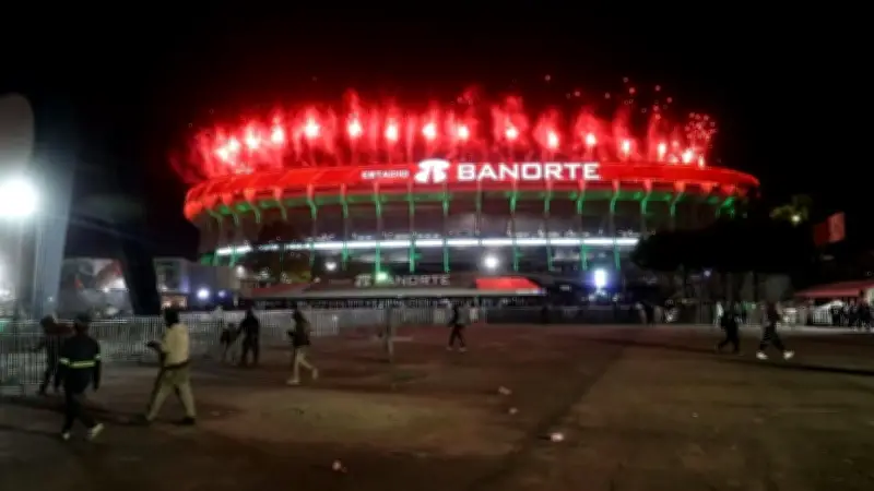 Estadio Banorte celebra su inauguración con espectacular show de fuegos artificiales