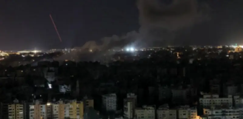 Estados Unidos e Israel atacan instalaciones nucleares en Irán en escalada bélica